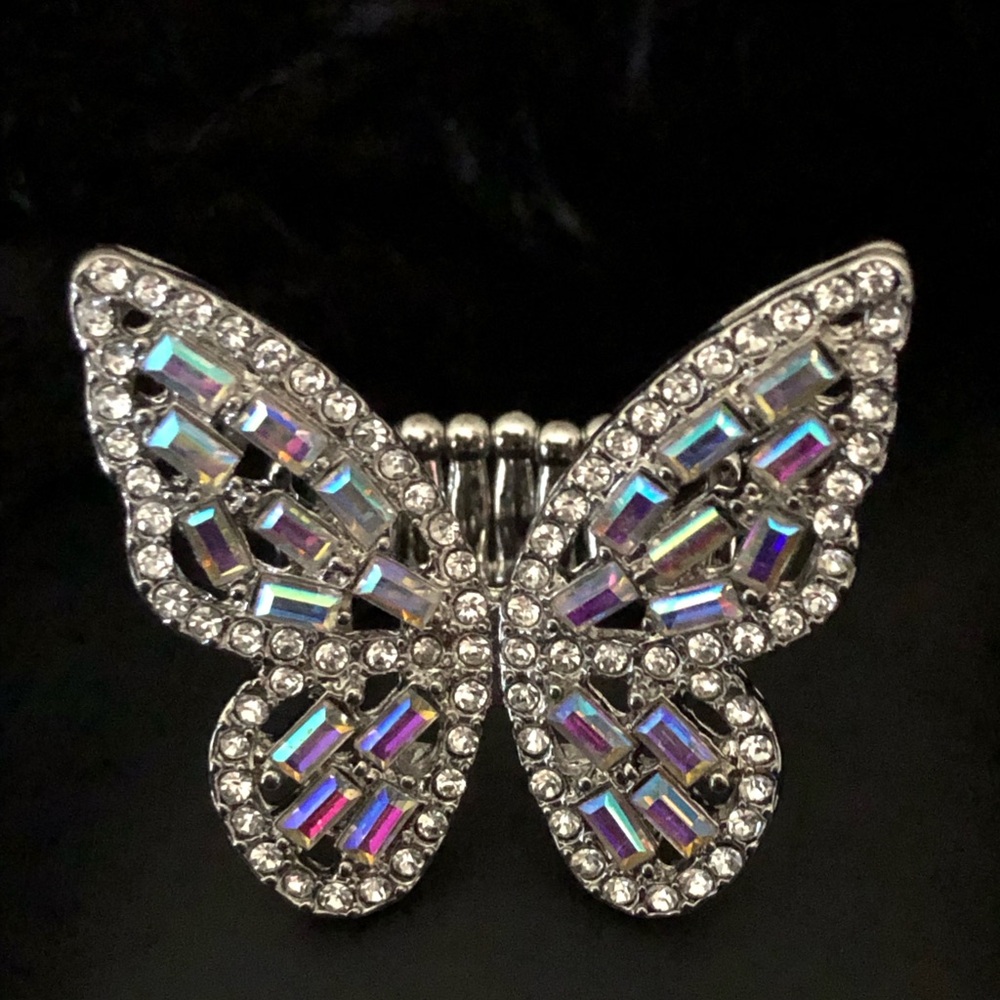 Iridescent Crystal Butterfly Ring - NWOT
